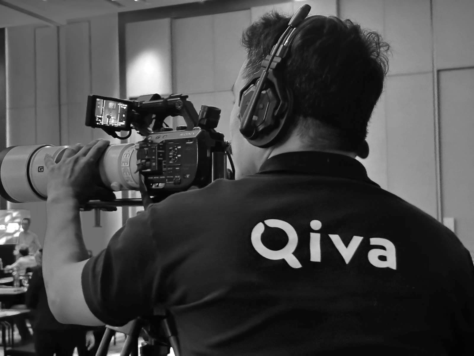 Behind the scenes: filming on set